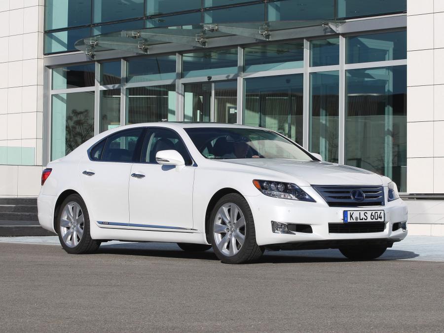  Lexus LS600h 2009 года  (EU) (фото 8 из 9)